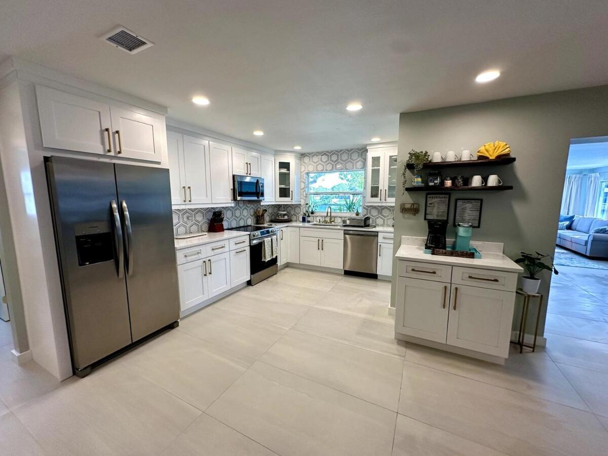 Blue Heron House, Private 4 Bedroom Waterfront W Heated Pool And Fire Pit Ruskin Eksteriør billede